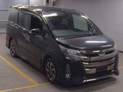 2017 TOYOTA NOAH