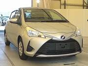 2019 TOYOTA VITZ F