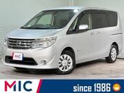2015 NISSAN SERENA
