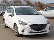 2015 MAZDA DEMIO 13S