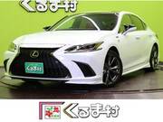 2019 LEXUS ES