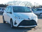 2018 TOYOTA VITZ F