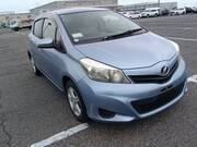 2012 TOYOTA VITZ F