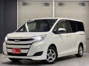 2021 TOYOTA NOAH X