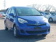 2013 TOYOTA RACTIS G