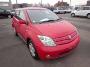 2005 TOYOTA IST