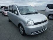 2005 TOYOTA SIENTA X
