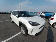 2024 TOYOTA YARIS CROSS