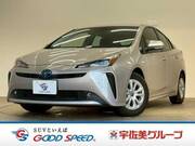 2019 TOYOTA PRIUS S