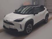 2025 TOYOTA YARIS CROSS HYBRID Z