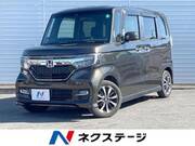 2017 HONDA N-BOX CUSTOM