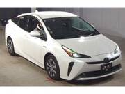 2019 TOYOTA PRIUS