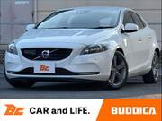 2014 VOLVO V40