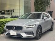 2024 VOLVO V60