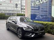 2025 VOLVO V60