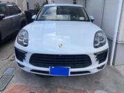 2016 PORSCHE MACAN