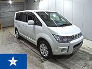 2019 MITSUBISHI DELICA D5