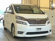 2010 TOYOTA VELLFIRE