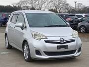 2013 TOYOTA RACTIS G