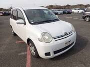 2009 TOYOTA SIENTA X