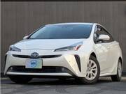 2019 TOYOTA PRIUS
