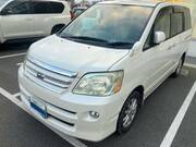 2006 TOYOTA NOAH