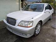 2001 TOYOTA CROWN MAJESTA