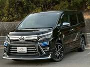 2018 TOYOTA VOXY