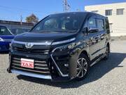 2018 TOYOTA VOXY