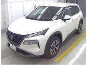 2022 NISSAN X-TRAIL