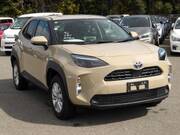 2024 TOYOTA YARIS CROSS