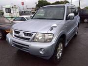 2005 MITSUBISHI PAJERO