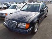 1993 MERCEDES BENZ E-CLASS