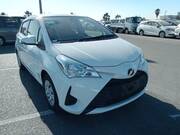 2020 TOYOTA VITZ F
