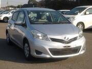2014 TOYOTA VITZ F