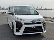 2018 TOYOTA VOXY