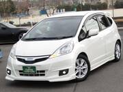 2011 HONDA FIT HYBRID