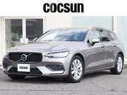 2020 VOLVO V60