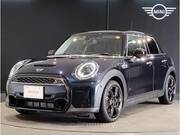 2023 BMW MINI