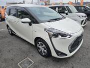 2018 TOYOTA SIENTA