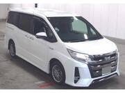 2019 TOYOTA NOAH