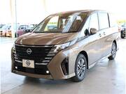 2025 NISSAN SERENA