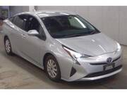 2018 TOYOTA PRIUS S