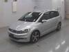 VOLKSWAGEN GOLF TOURAN