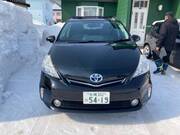 2011 TOYOTA PRIUS ALPHA G