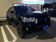 2019 TOYOTA HILUX