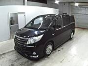 2015 TOYOTA NOAH
