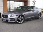 2019 JAGUAR XE