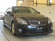 2011 TOYOTA CROWN