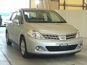 2010 NISSAN TIIDA LATIO 15M